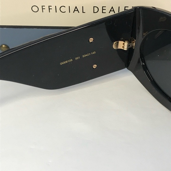 New Authentic GUCCI Black Square Ladies Sunglasses GG0810S 001 - Picture 12 of 13